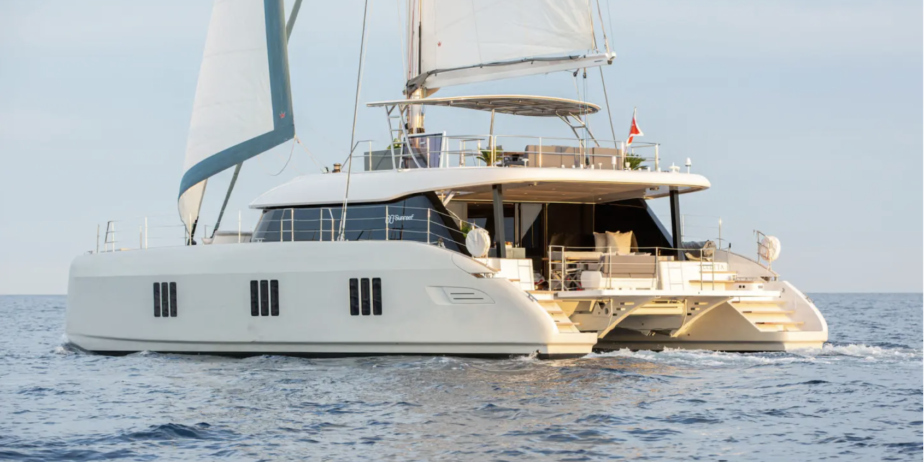 SUNBREEZE Sunreef 60 Catamaran