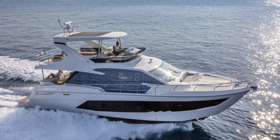 EMILIA III Absolute 62 Fly