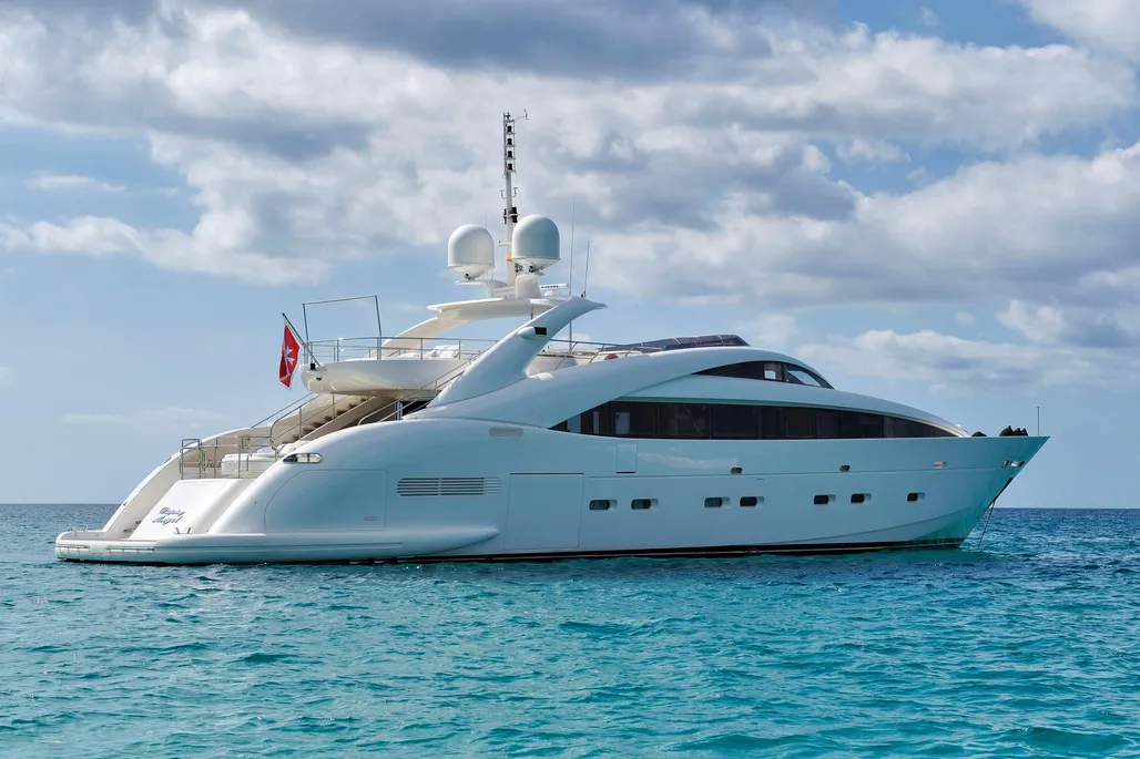 120′ ISA Yacht