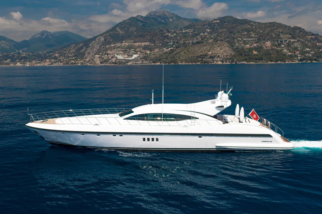 Mangusta 108